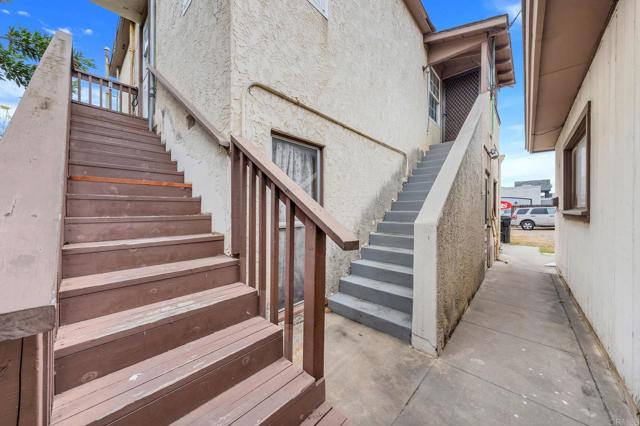 3018 Nimitz Boulevard