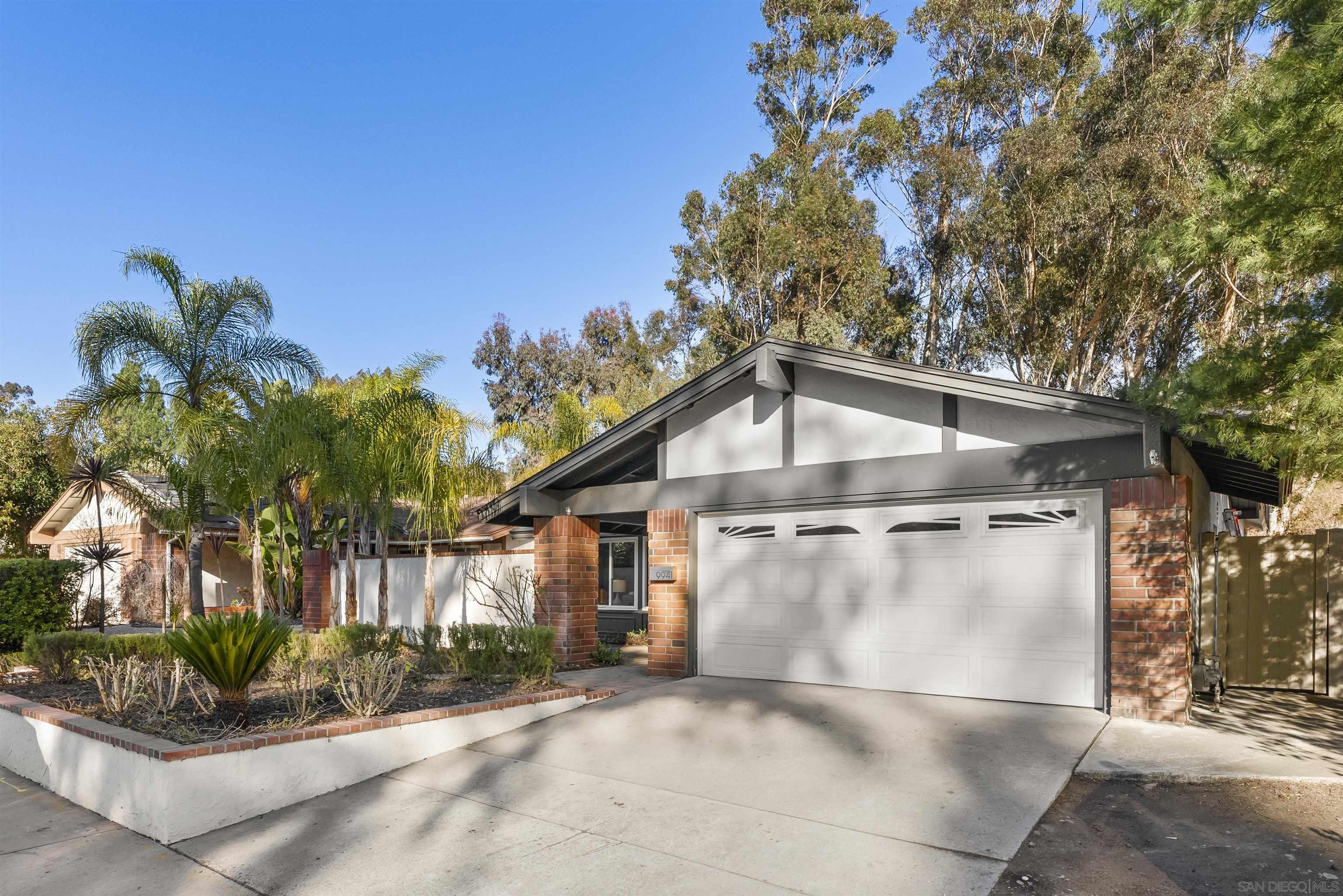 9941 Avenida Magnifica