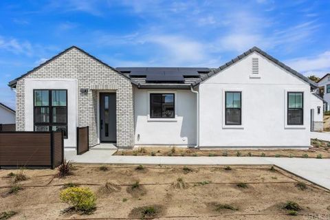 1227 Stonemark Place Vista CA 92081