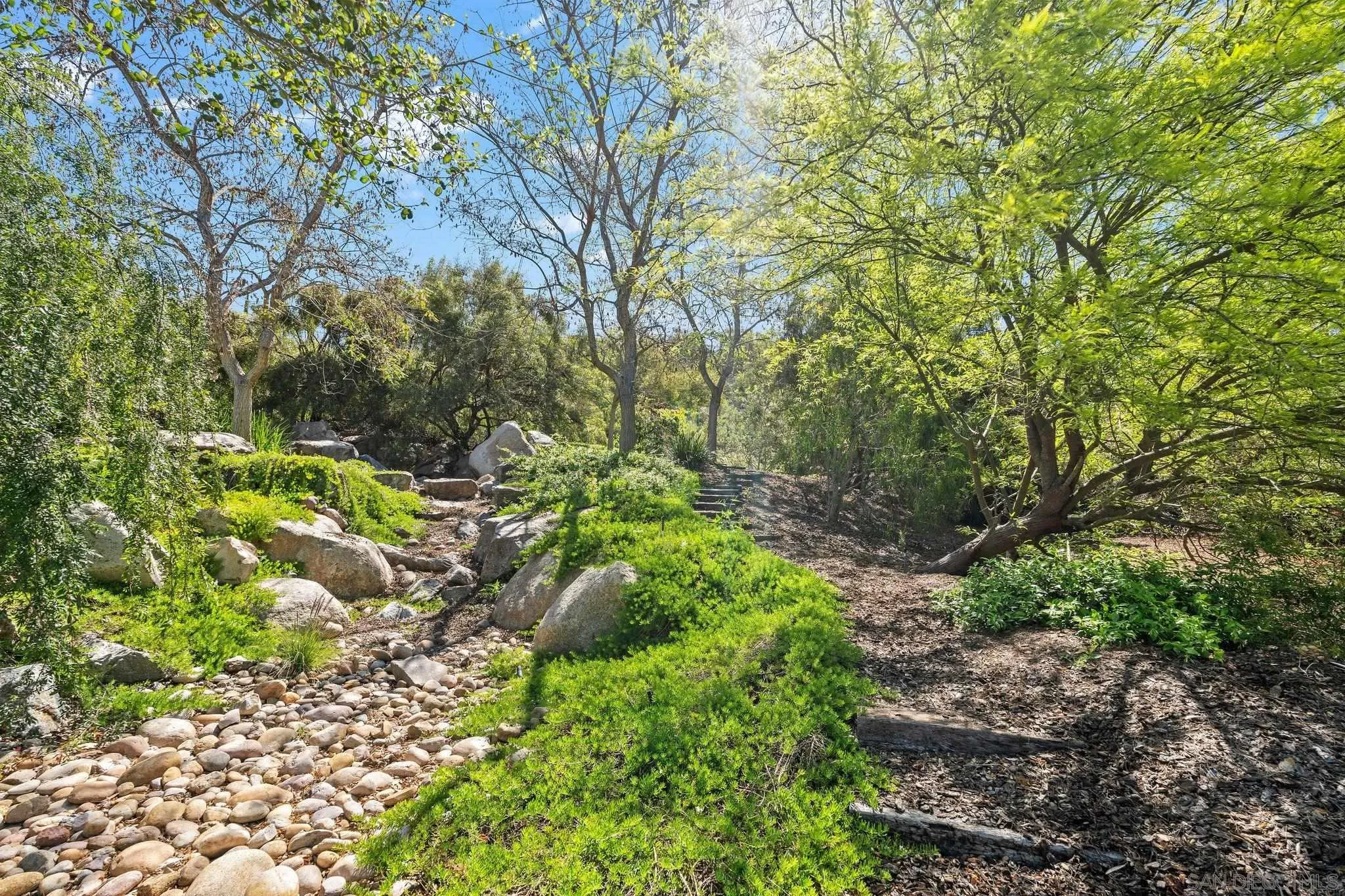 San Diego, California 92131, United States, 7 Bedrooms Bedrooms, ,5 BathroomsBathrooms,Residential,Active,128103