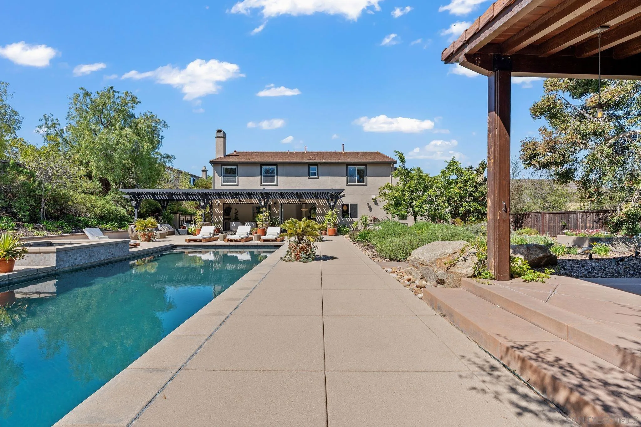 San Diego, California 92131, United States, 7 Bedrooms Bedrooms, ,5 BathroomsBathrooms,Residential,Active,128103