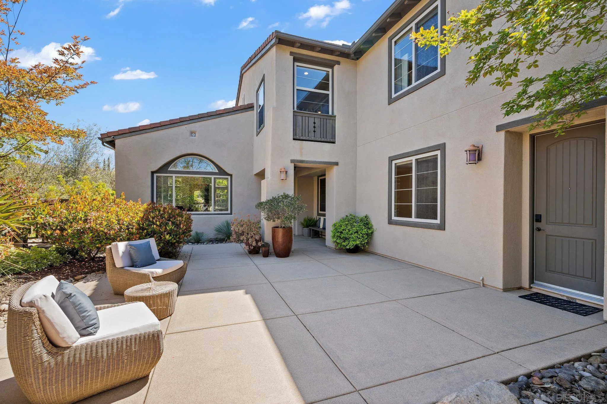 San Diego, California 92131, United States, 7 Bedrooms Bedrooms, ,5 BathroomsBathrooms,Residential,Active,128103