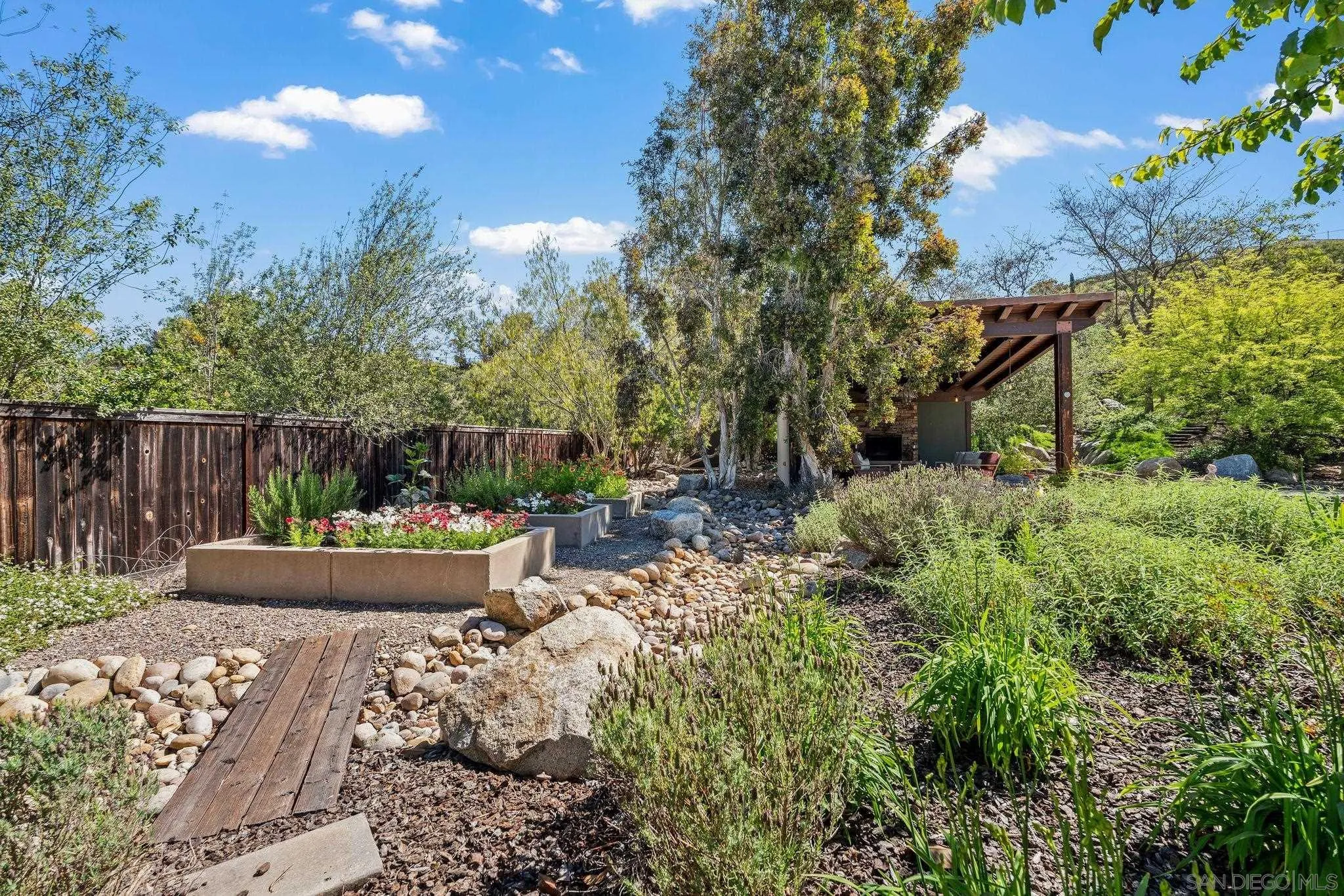 San Diego, California 92131, United States, 7 Bedrooms Bedrooms, ,5 BathroomsBathrooms,Residential,Active,128103