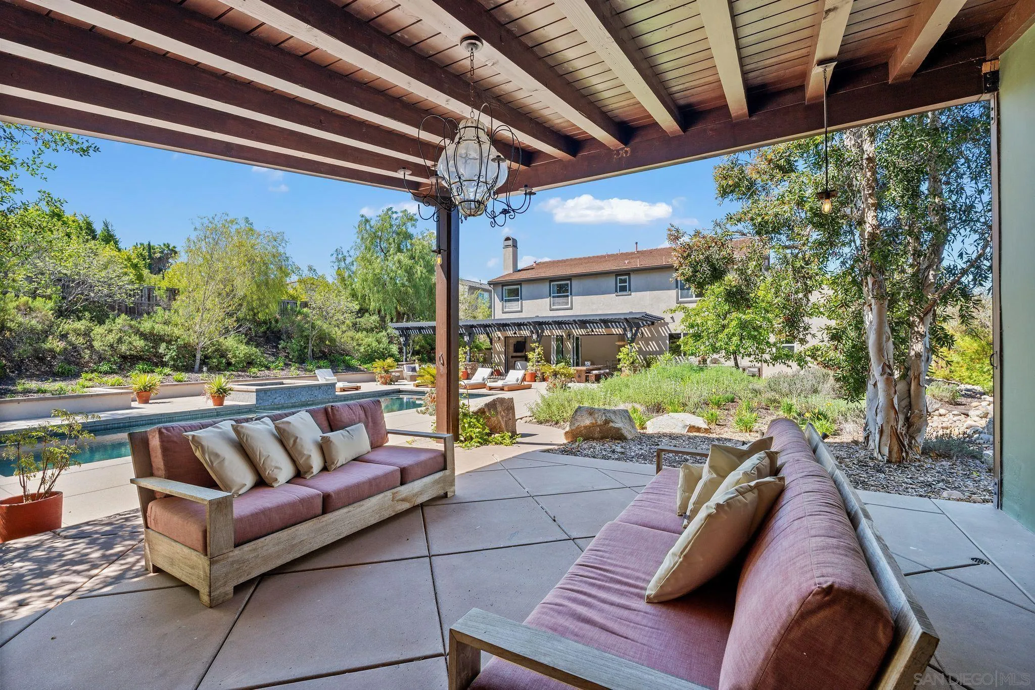 San Diego, California 92131, United States, 7 Bedrooms Bedrooms, ,5 BathroomsBathrooms,Residential,Active,128103