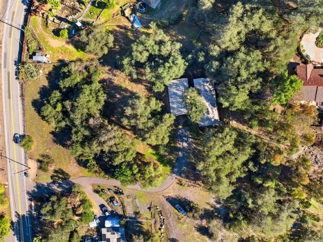 2745 Kauana Loa Drive