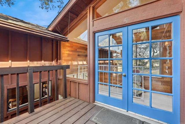 2745 Kauana Loa Drive