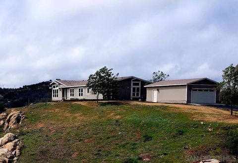 30663  Camino De Las Lomas Escondido CA 92026