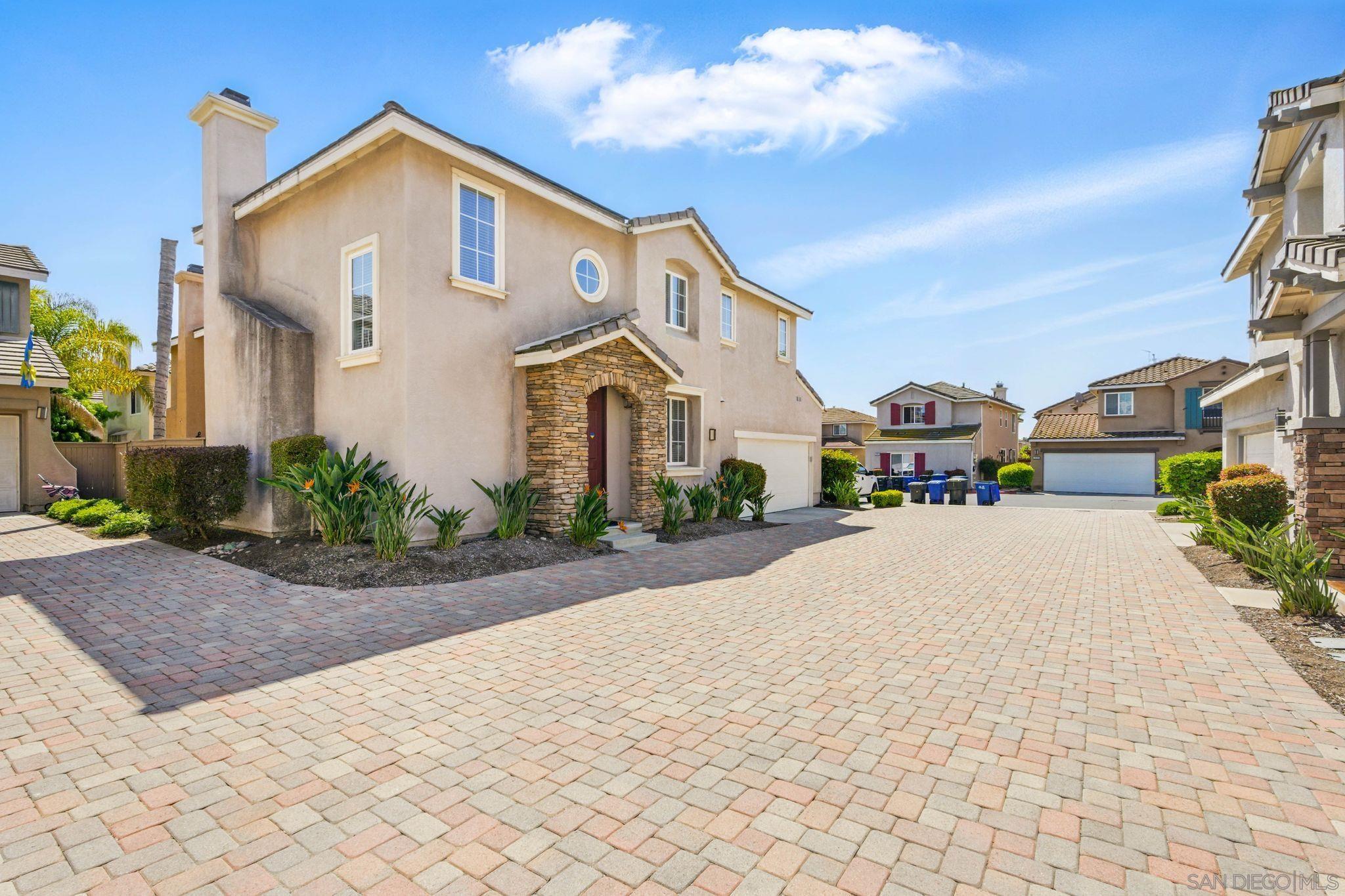 2855 Bear Valley Rd