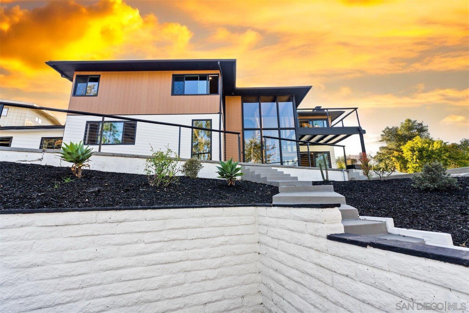 2101 Monte Vista Drive