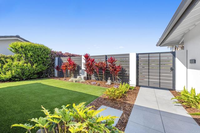 5447 Westknoll Drive