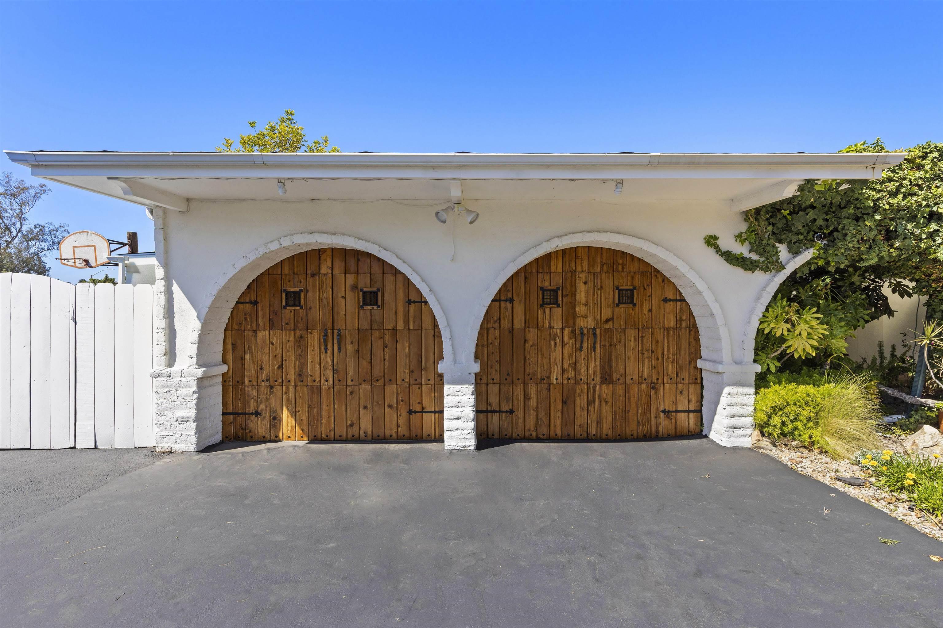 13430 Sagewood Dr