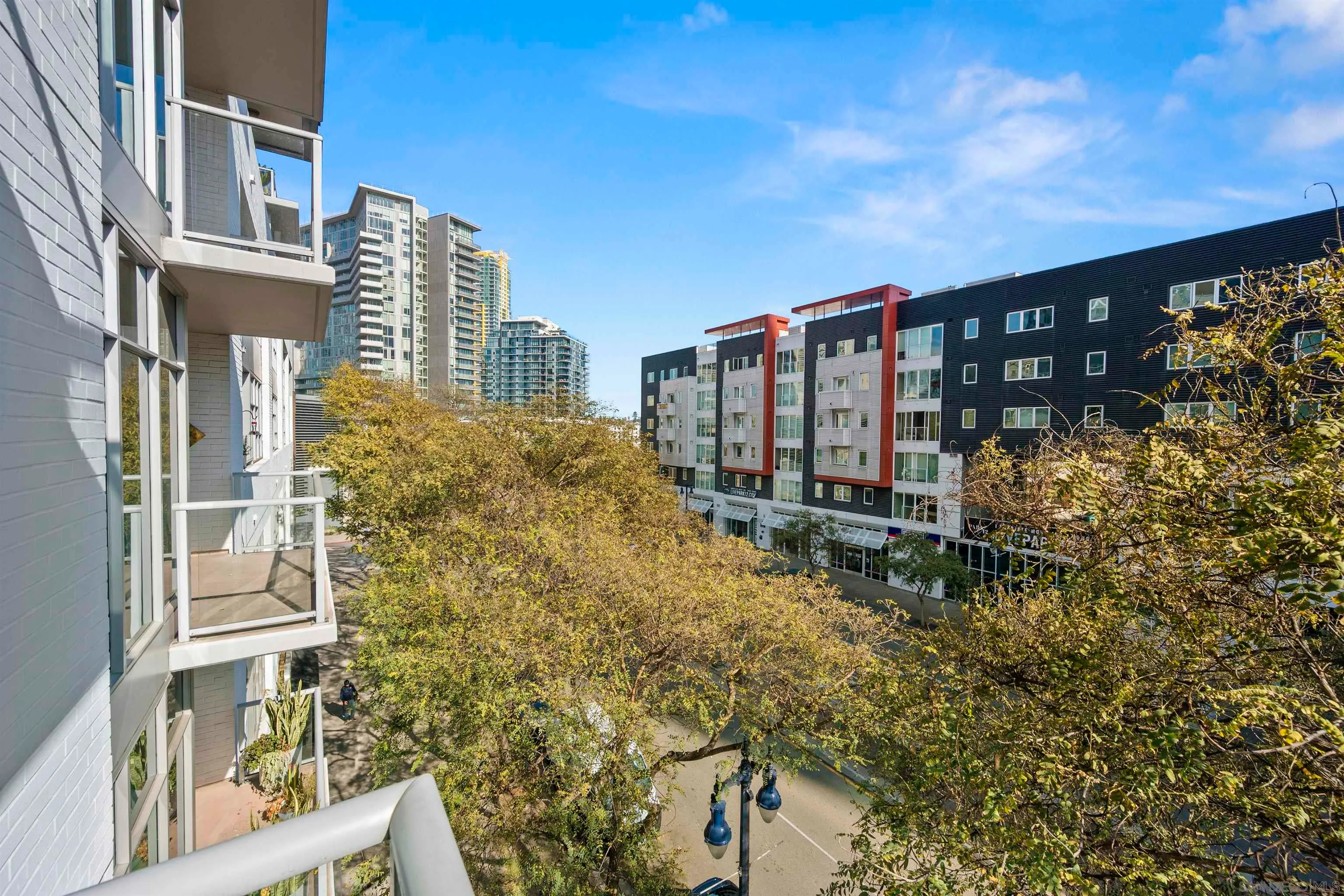 San Diego, California 92101, United States, ,1 BathroomBathrooms,Residential,Pending,6489