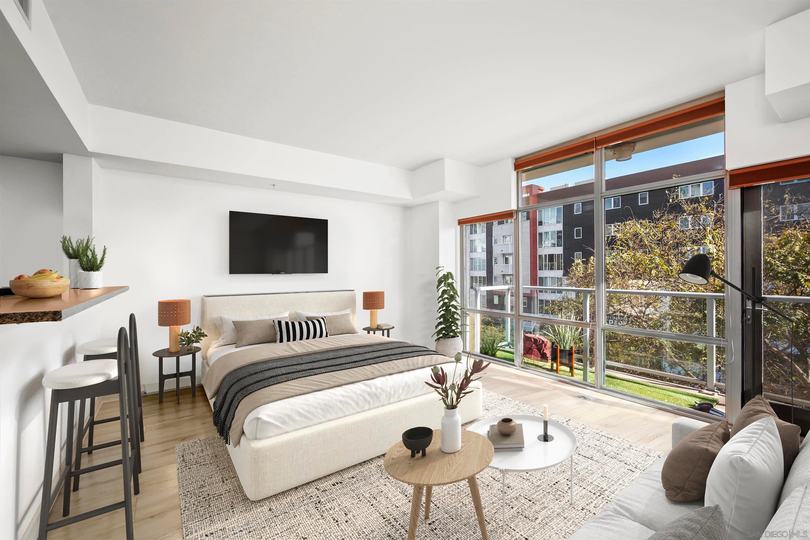 San Diego, California 92101, United States, ,1 BathroomBathrooms,Residential,Pending,6489