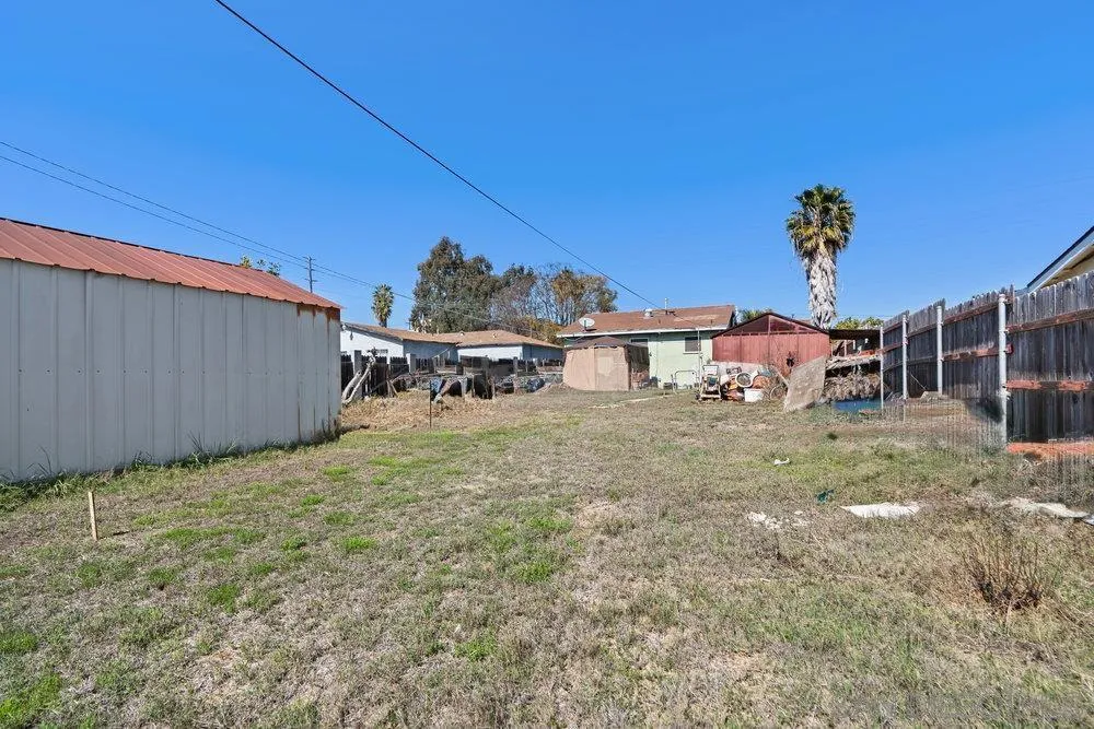 San Diego, California 92113, United States, 2 Bedrooms Bedrooms, ,1 BathroomBathrooms,Residential,Pending,78703