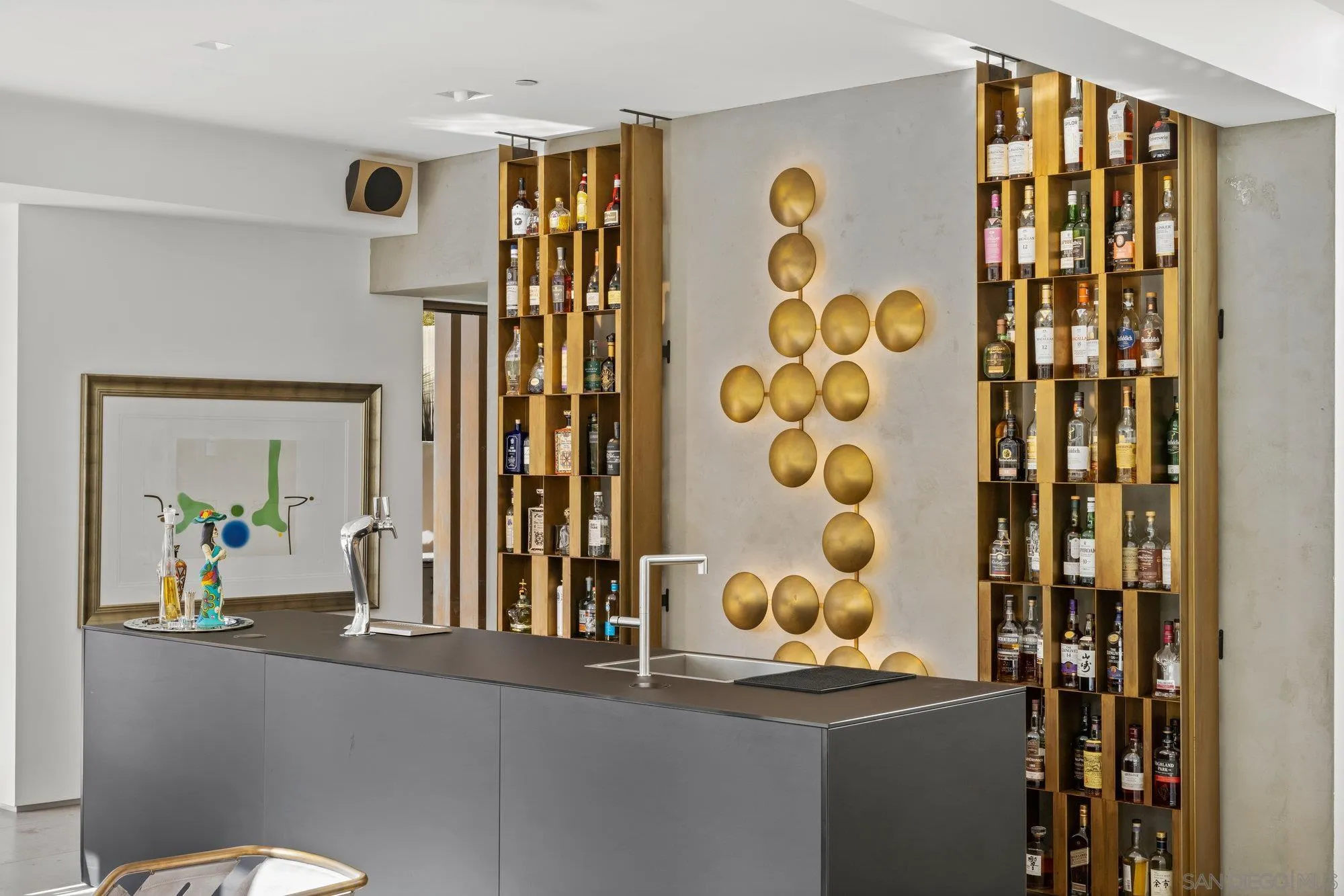 Rancho Santa Fe, California 92067, United States, 6 Bedrooms Bedrooms, ,7 BathroomsBathrooms,Residential,Active,15057