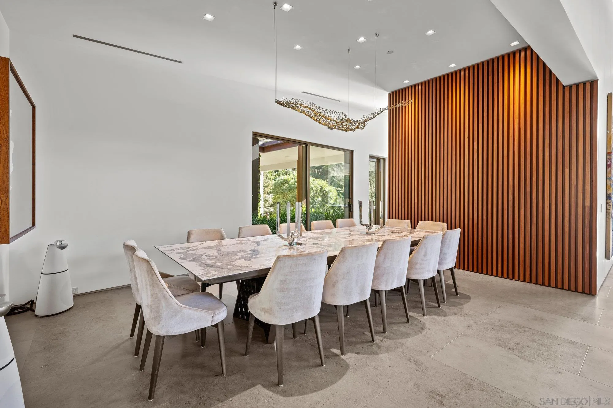 Rancho Santa Fe, California 92067, United States, 6 Bedrooms Bedrooms, ,7 BathroomsBathrooms,Residential,Active,15057