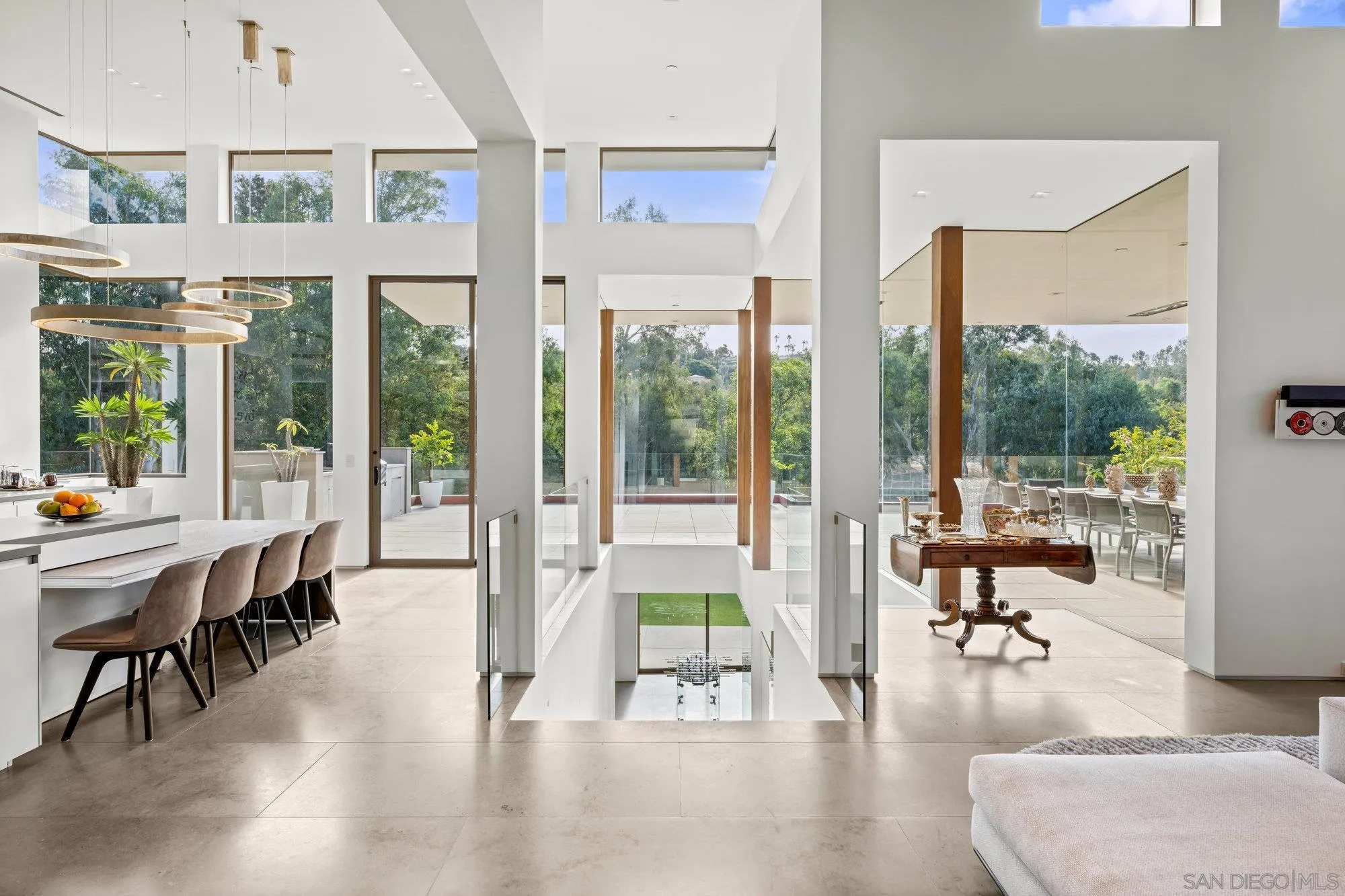 Rancho Santa Fe, California 92067, United States, 6 Bedrooms Bedrooms, ,7 BathroomsBathrooms,Residential,Active,15057