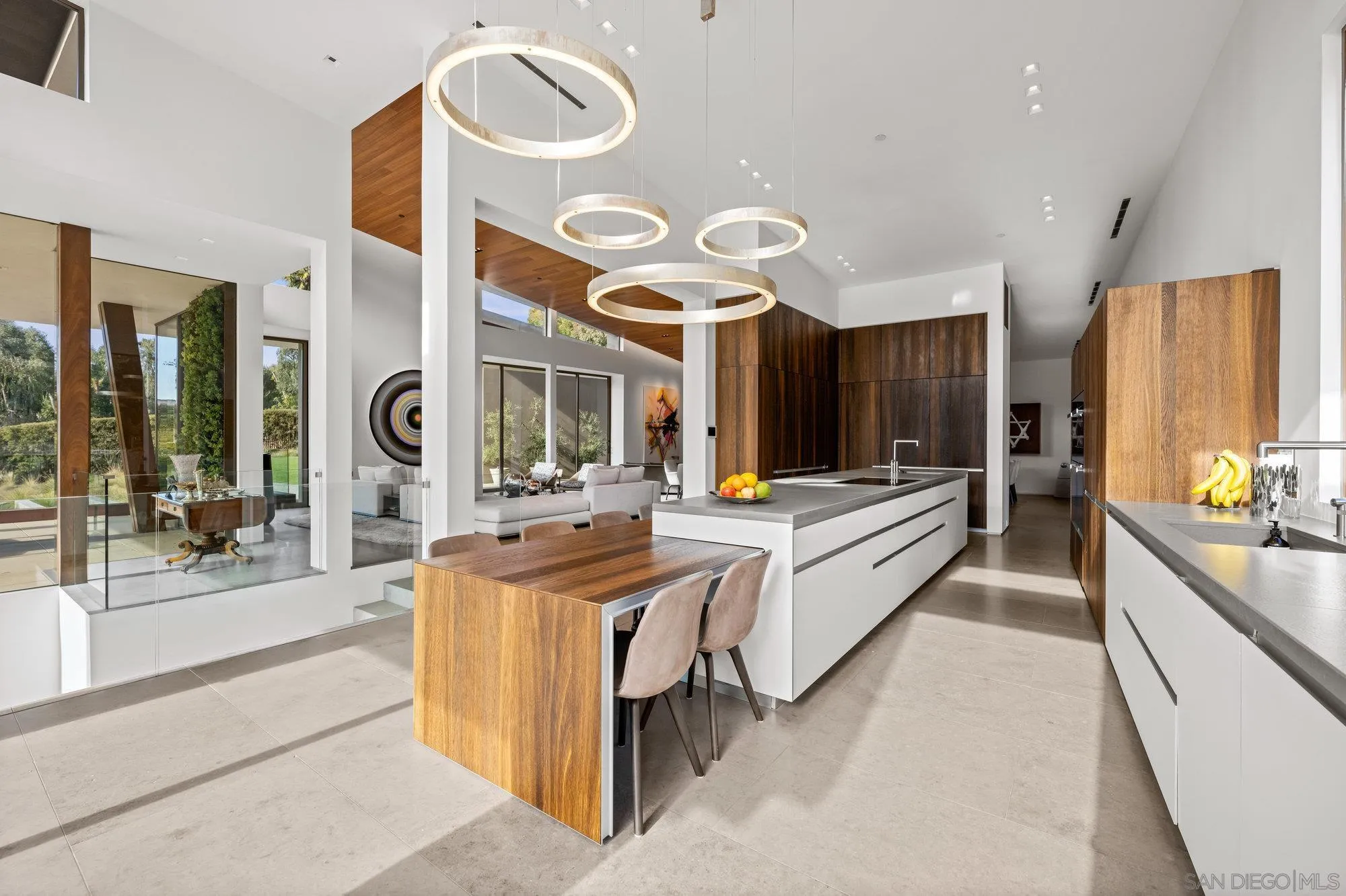 Rancho Santa Fe, California 92067, United States, 6 Bedrooms Bedrooms, ,7 BathroomsBathrooms,Residential,Active,15057