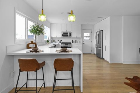 5231  Channing St San Diego CA 92117