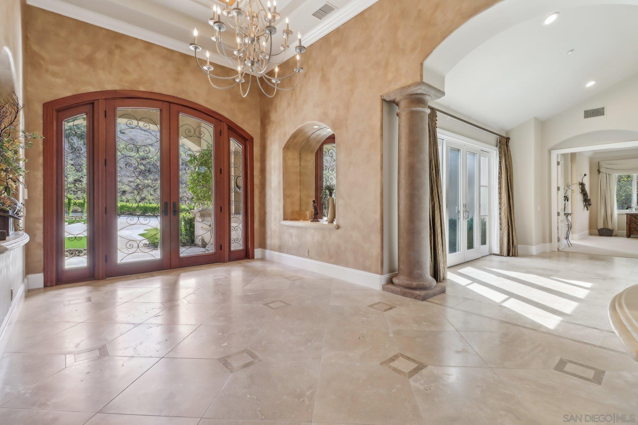 14300 Cascade Crossing