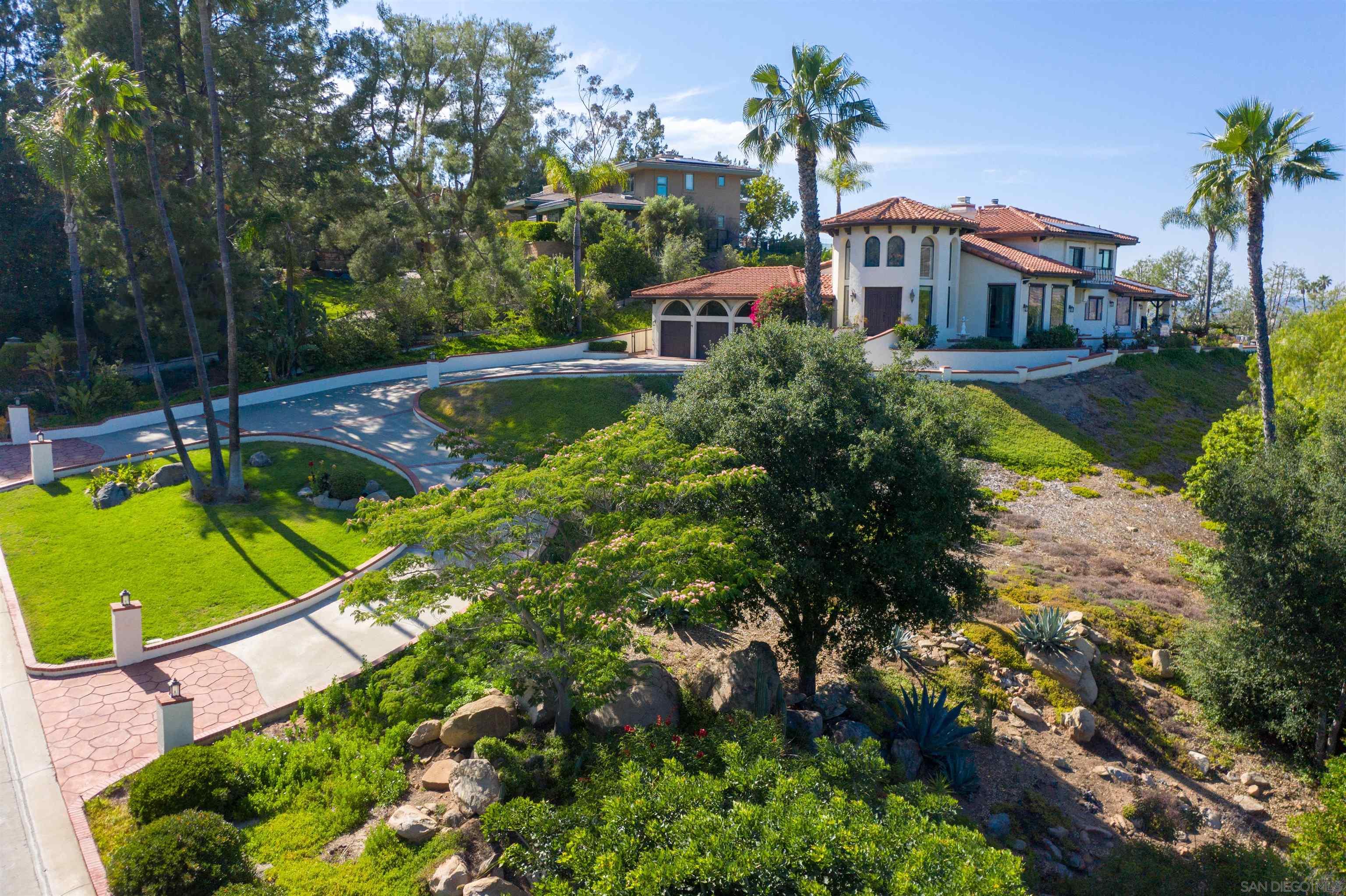 18818 Bernardo Trails Dr