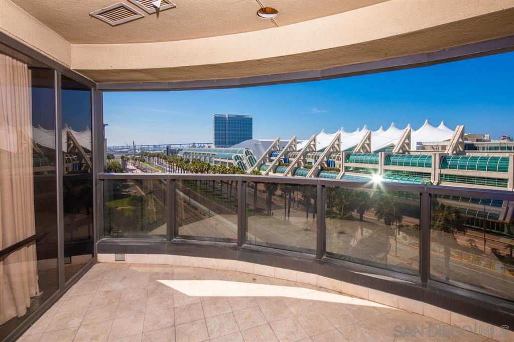 200 Harbor Dr 802