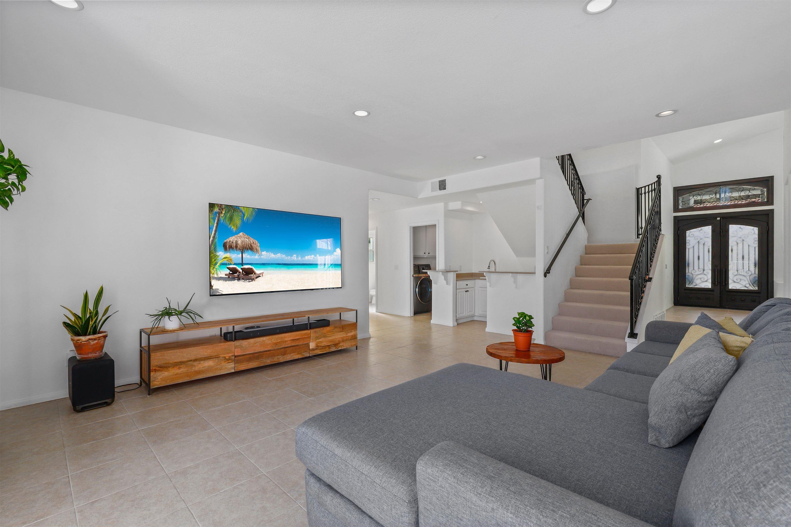 4926 Colusa Dr