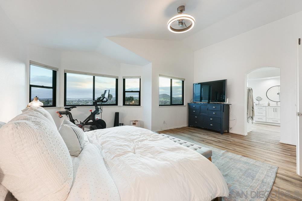366 Doheny Bay Court