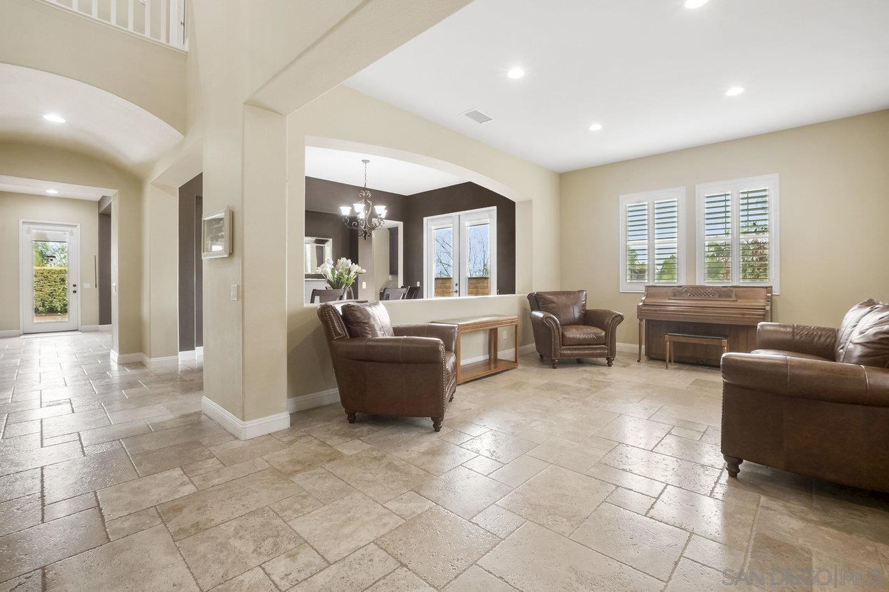 402 Plaza Cambria