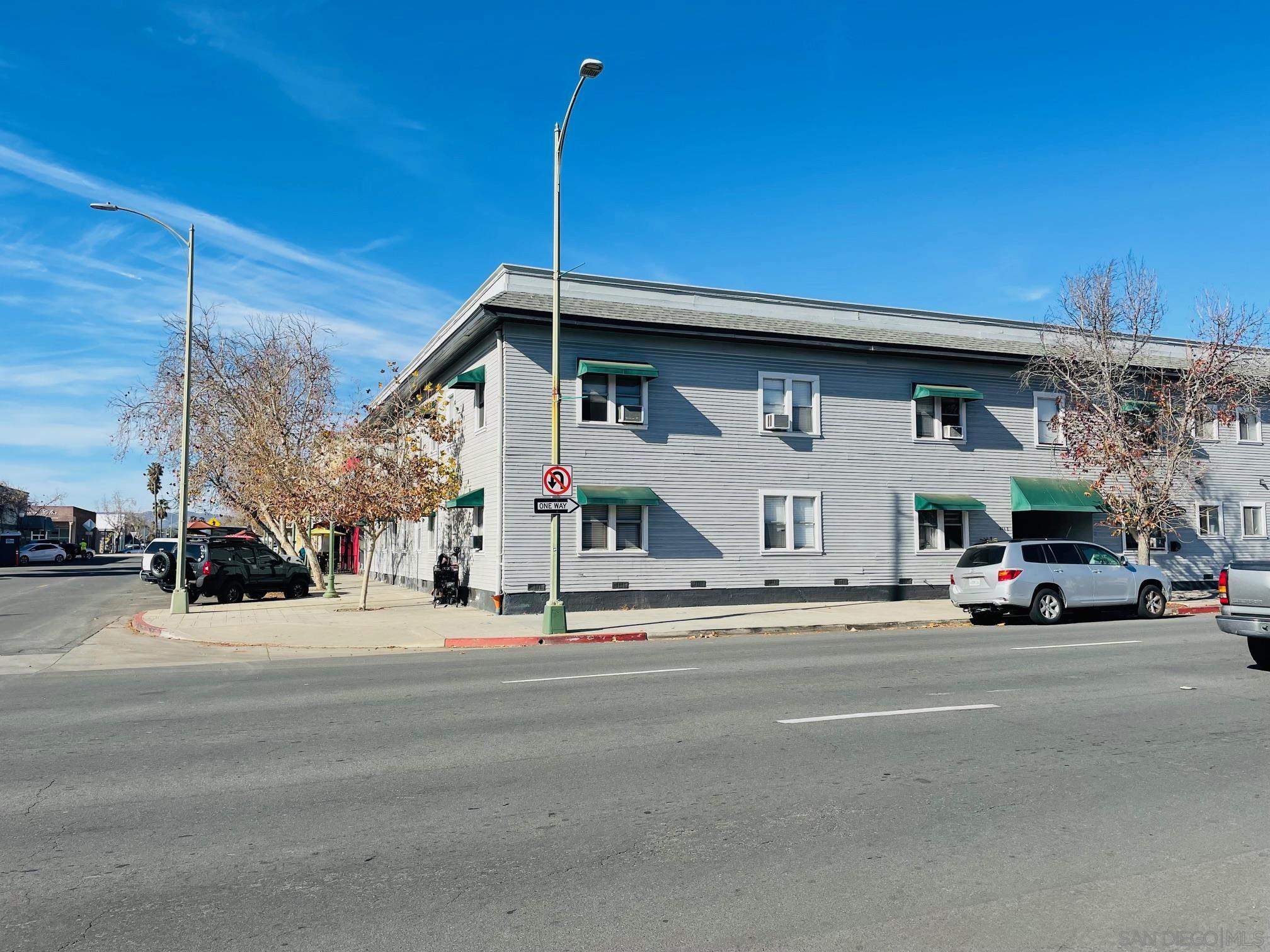 204 E 2nd Avenue E