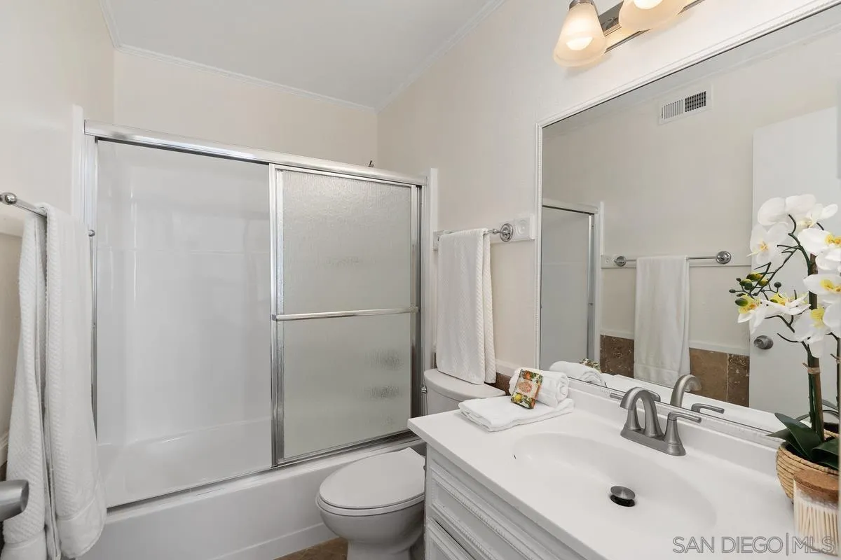 Riverside, California 92505, United States, 3 Bedrooms Bedrooms, ,2 BathroomsBathrooms,Residential,Active,99266