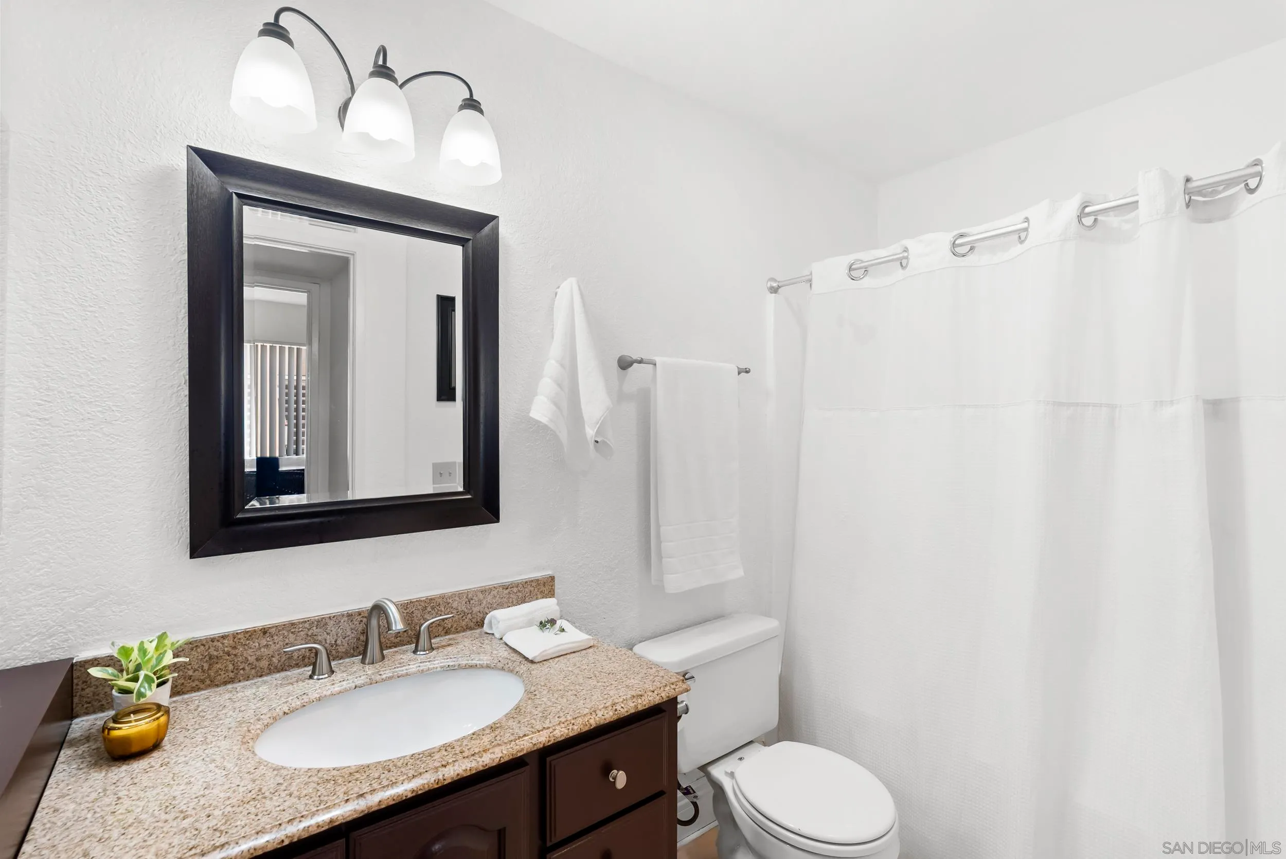 San Diego, California 92127, United States, 3 Bedrooms Bedrooms, ,2 BathroomsBathrooms,Residential,Pending,124879