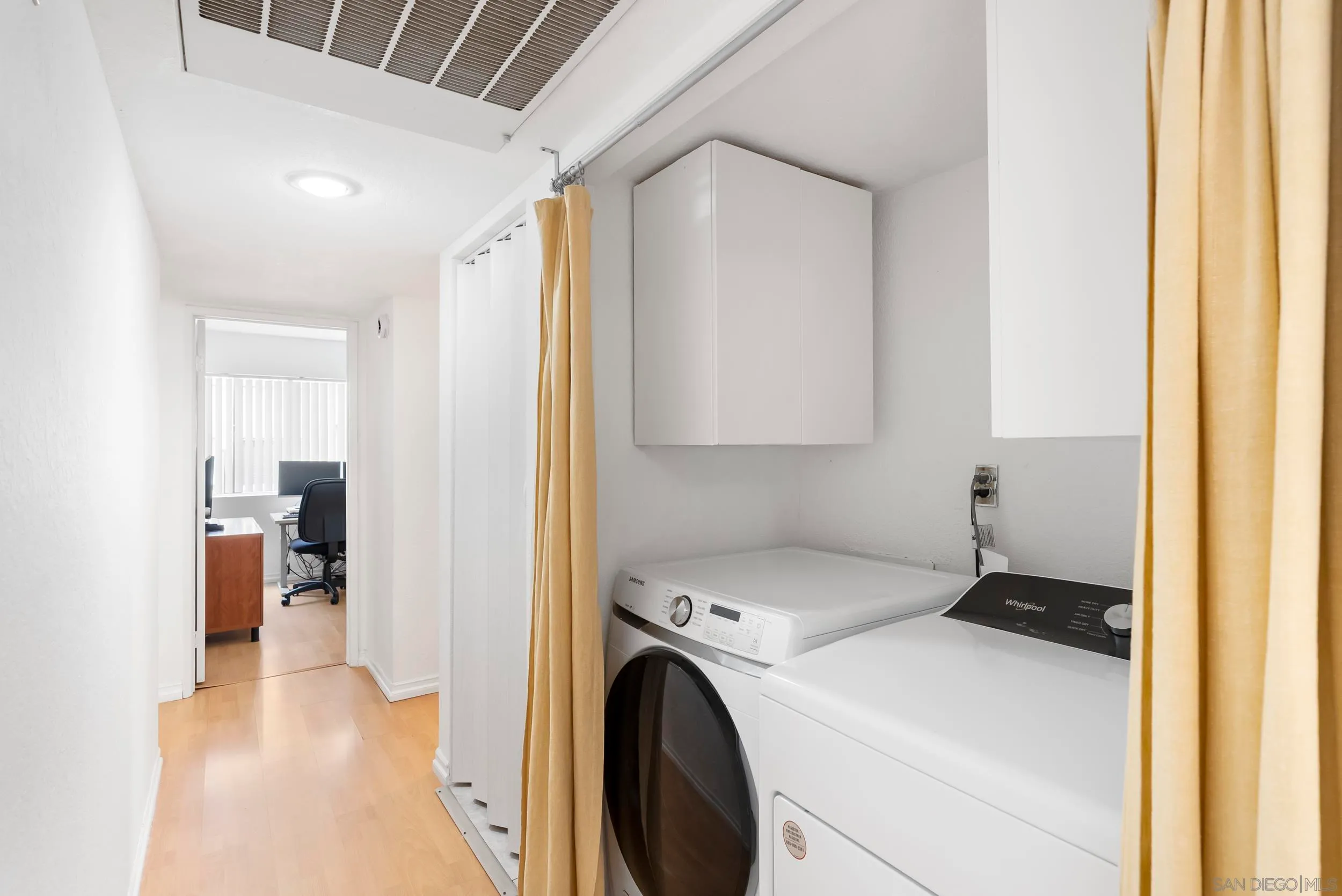 San Diego, California 92127, United States, 3 Bedrooms Bedrooms, ,2 BathroomsBathrooms,Residential,Pending,124879