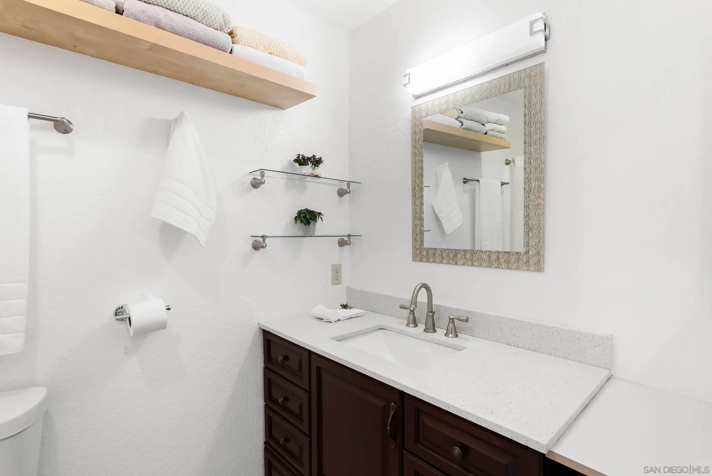 San Diego, California 92127, United States, 3 Bedrooms Bedrooms, ,2 BathroomsBathrooms,Residential,Pending,124879