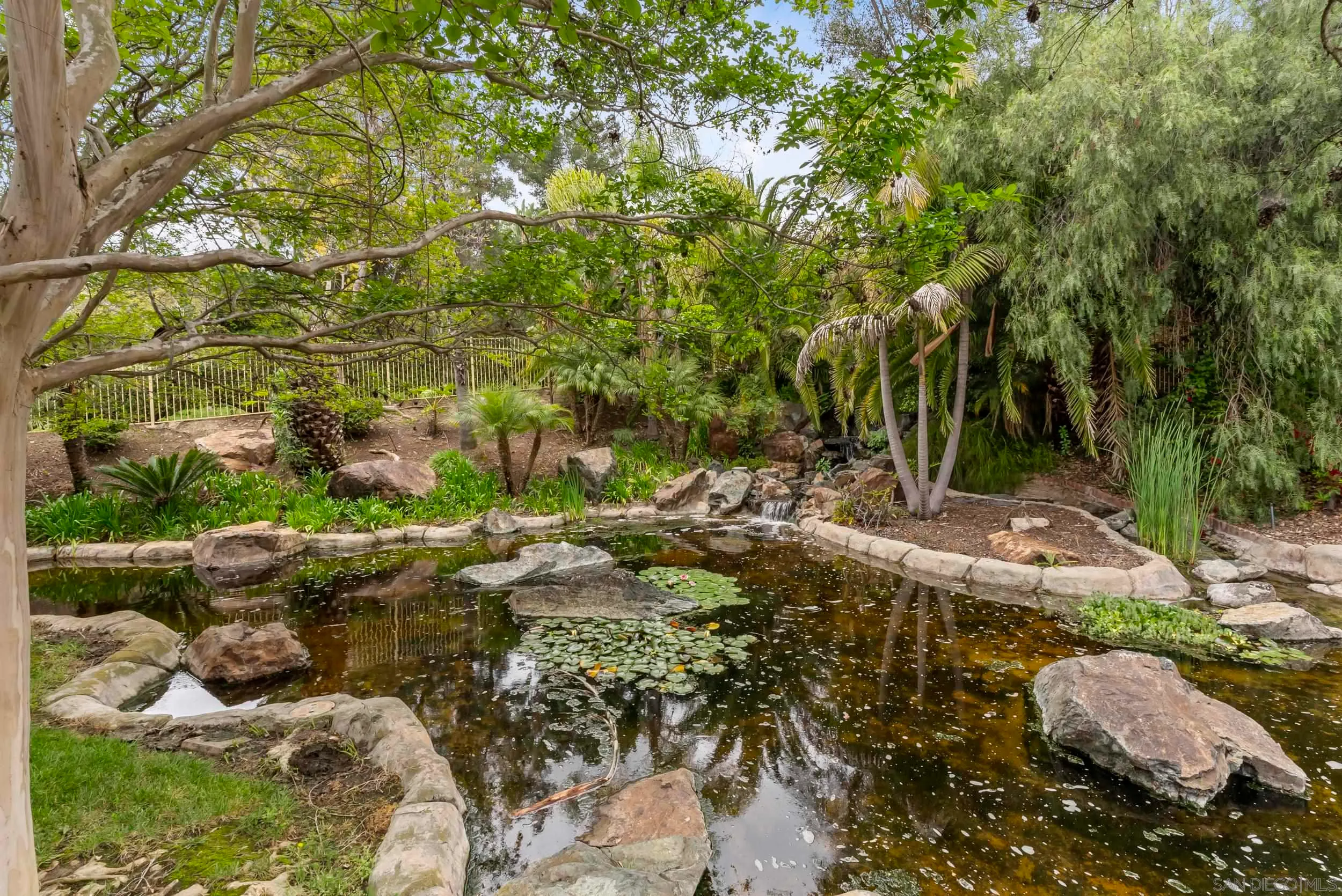 San Diego, California 92127, United States, 3 Bedrooms Bedrooms, ,2 BathroomsBathrooms,Residential,Pending,124879