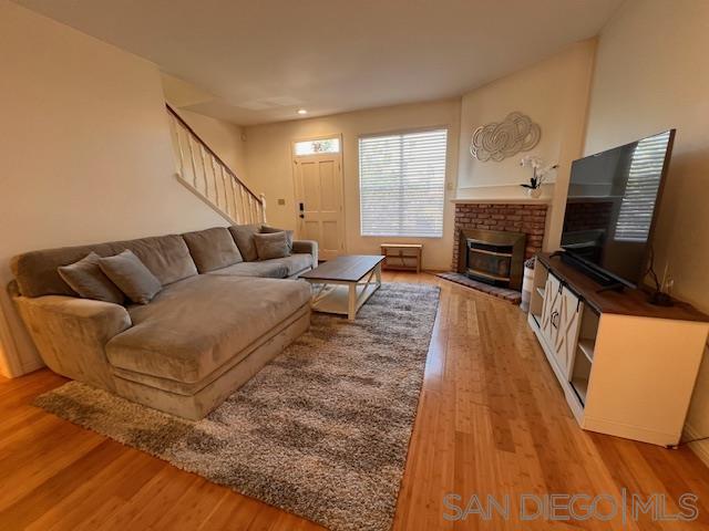 211 Dahlia Unit M
