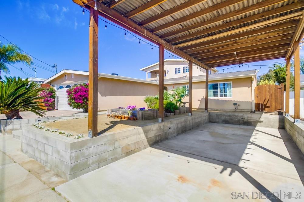 3333 DORCHESTER DRIVE