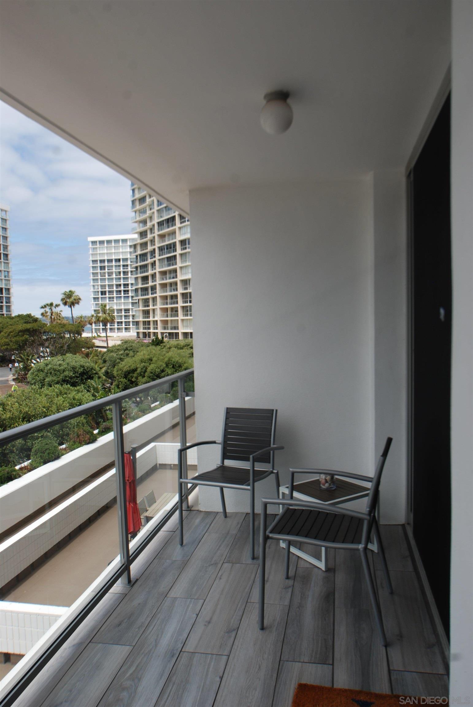 1770 Avenida Del Mundo 201