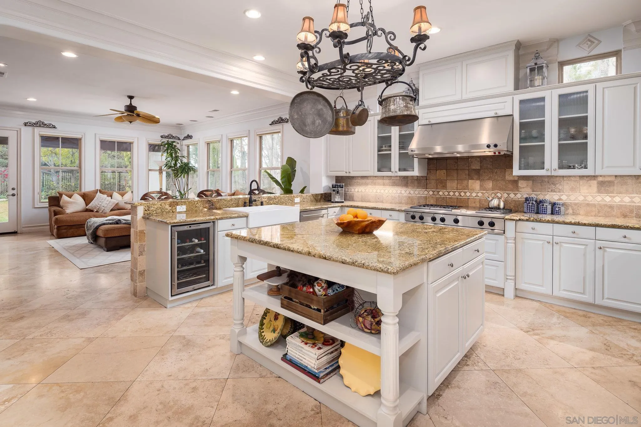 San Diego, California 92127, United States, 4 Bedrooms Bedrooms, ,4 BathroomsBathrooms,Residential,Active,6540