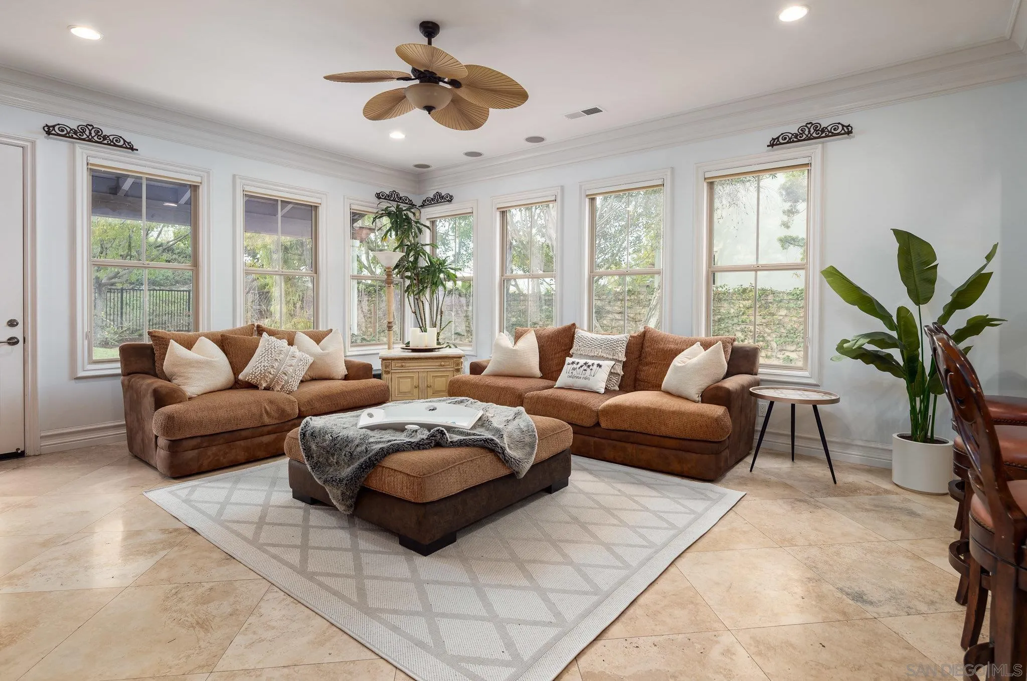 San Diego, California 92127, United States, 4 Bedrooms Bedrooms, ,4 BathroomsBathrooms,Residential,Active,6540