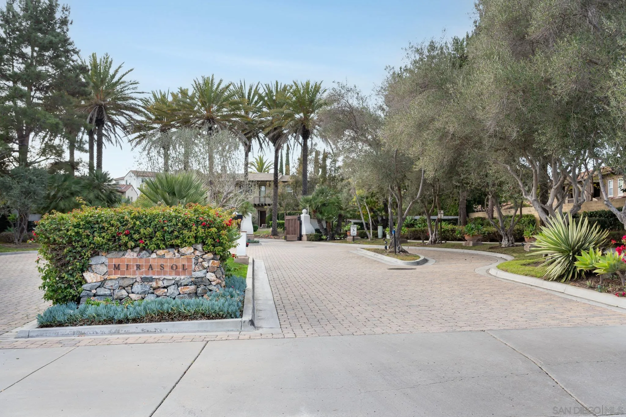 San Diego, California 92127, United States, 4 Bedrooms Bedrooms, ,4 BathroomsBathrooms,Residential,Active,6540