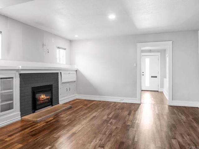 530 E 1St Street