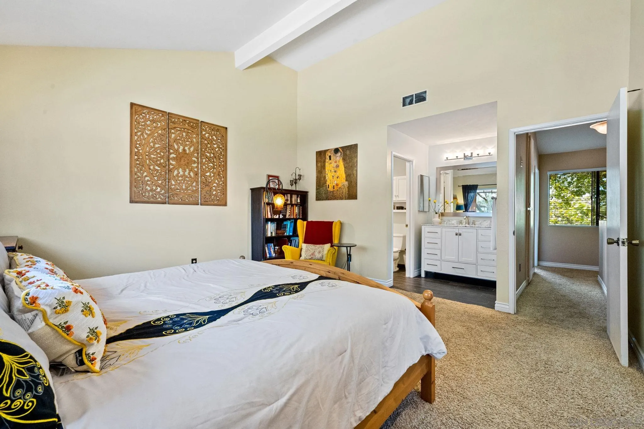 La Mesa, California 91942, United States, 2 Bedrooms Bedrooms, ,3 BathroomsBathrooms,Residential,Active,120390