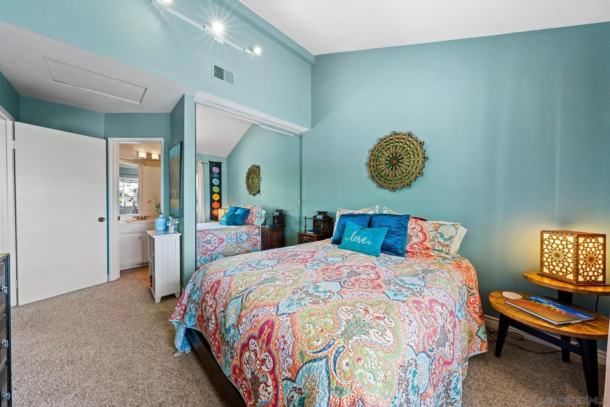 La Mesa, California 91942, United States, 2 Bedrooms Bedrooms, ,3 BathroomsBathrooms,Residential,Active,120390