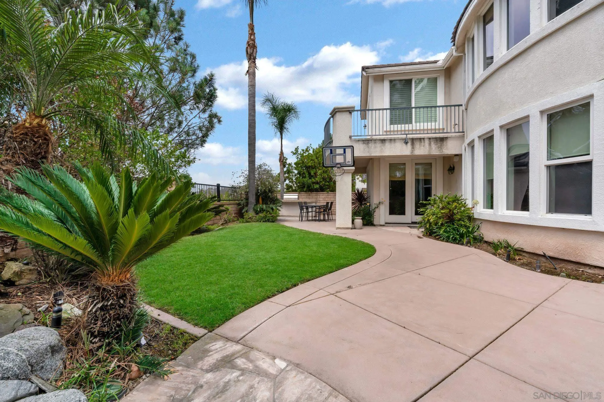 San Diego, California 92130, United States, 5 Bedrooms Bedrooms, ,5 BathroomsBathrooms,Residential,Active,11225