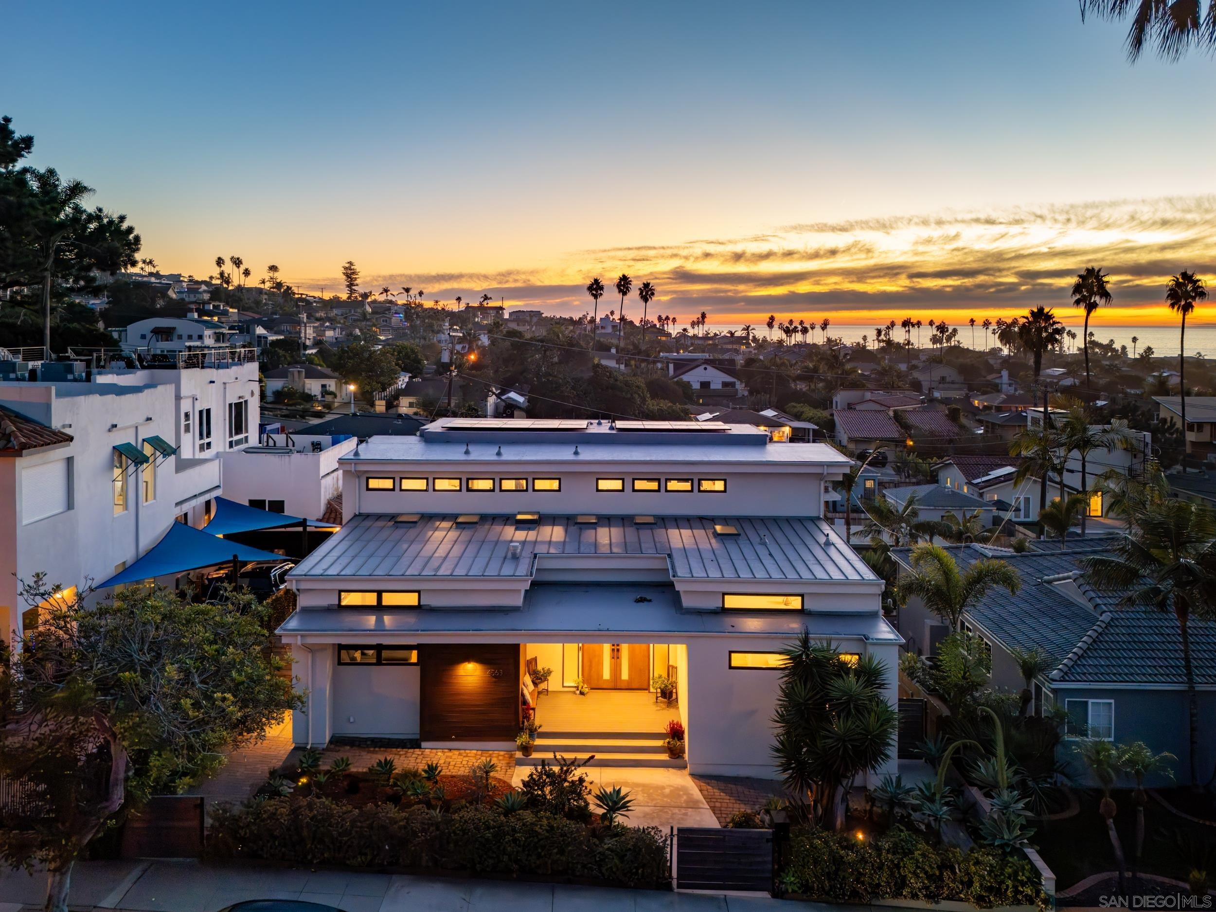 4563 Point Loma Ave