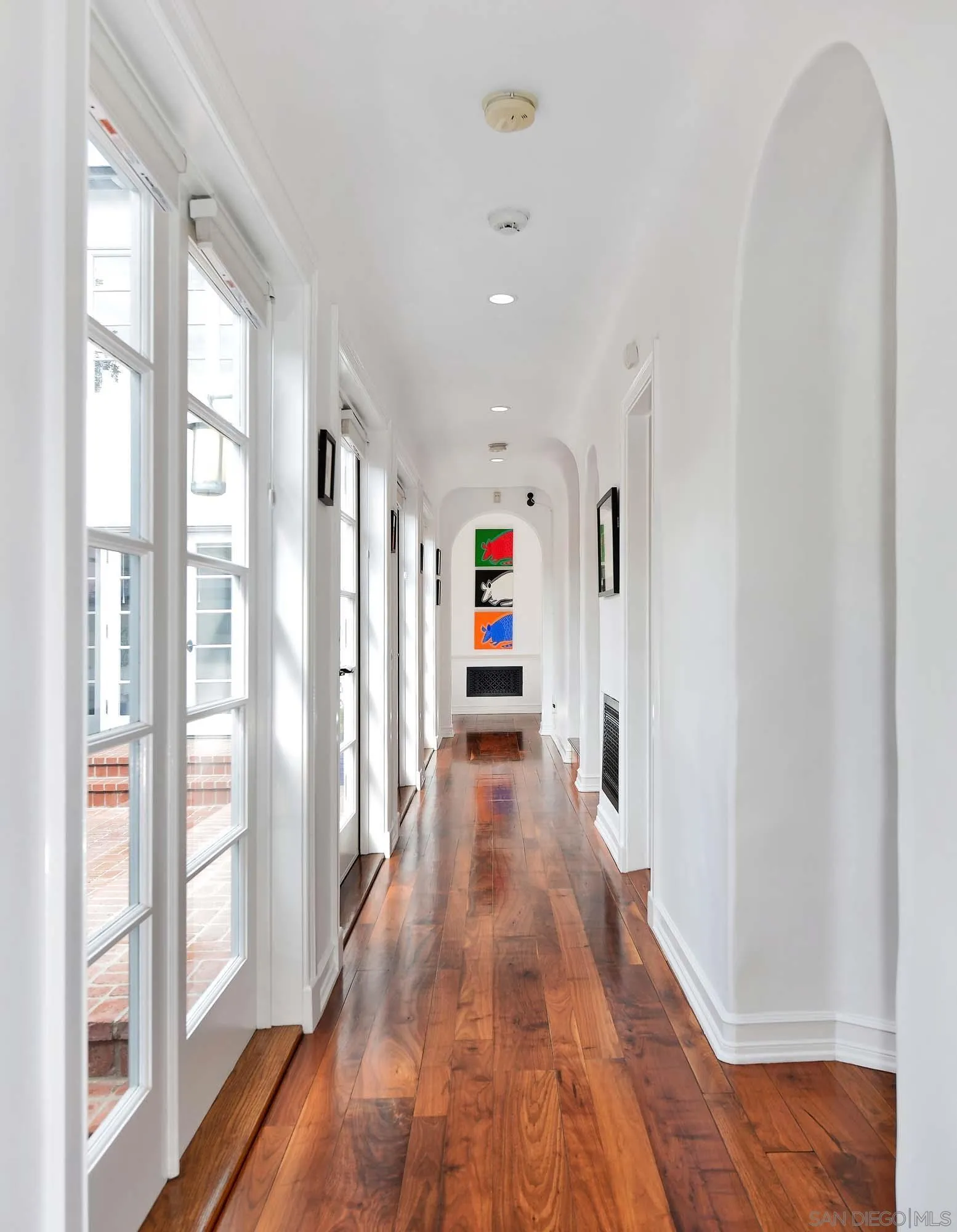 La Jolla, California 92037, United States, 4 Bedrooms Bedrooms, ,4 BathroomsBathrooms,Residential,Pending,3135