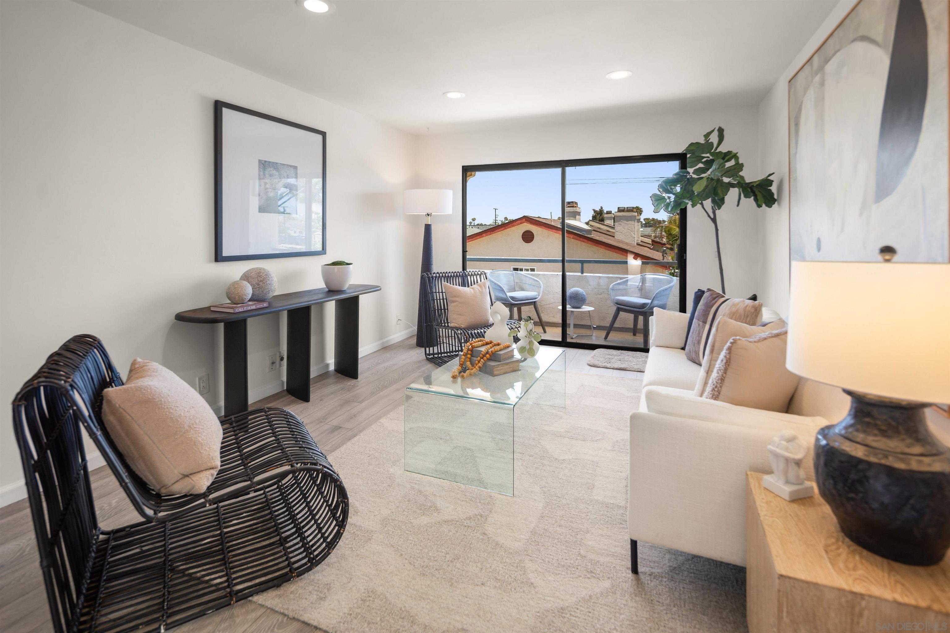 4545 Arizona St 308
