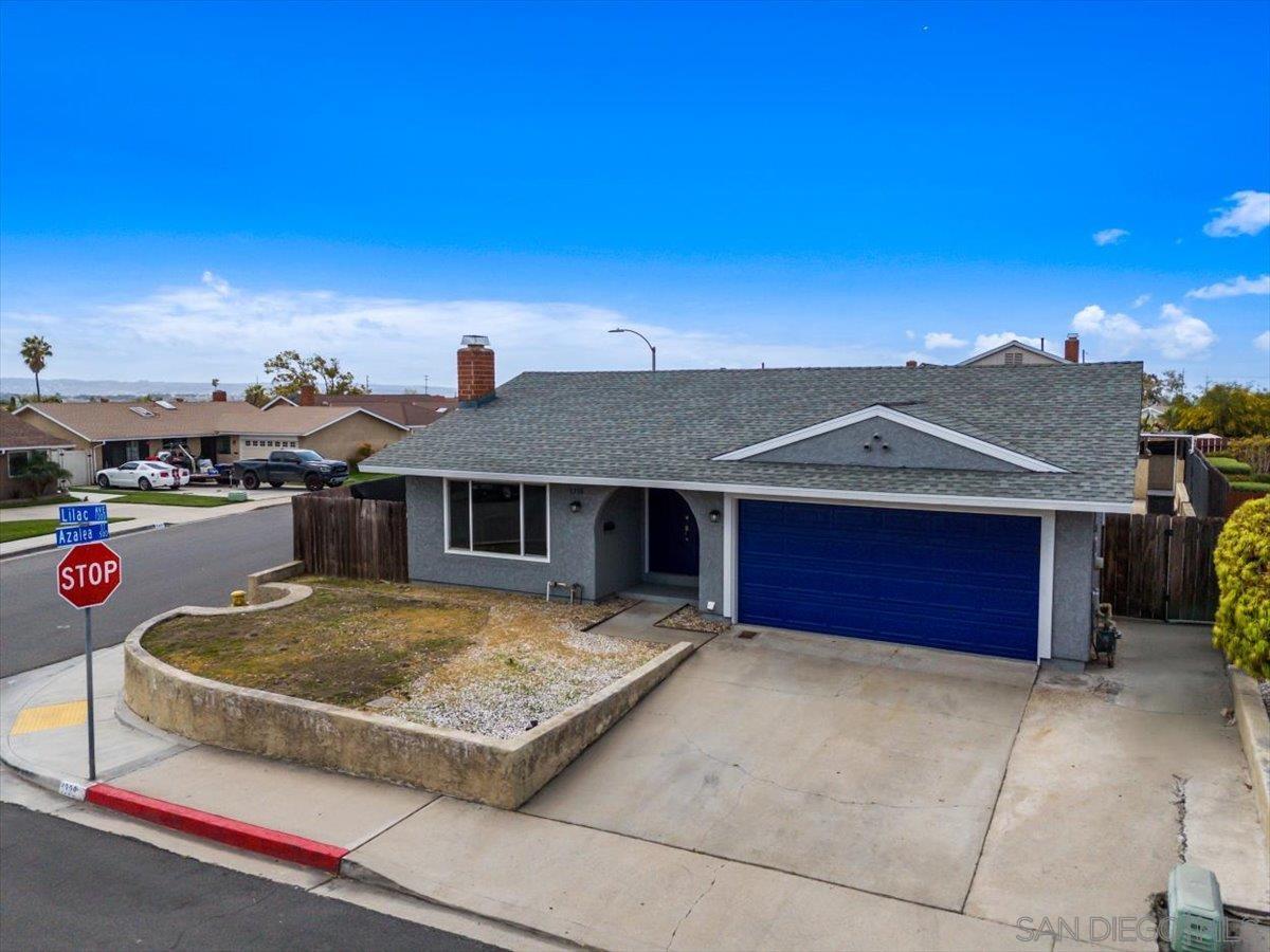 1398 Lilac Ave