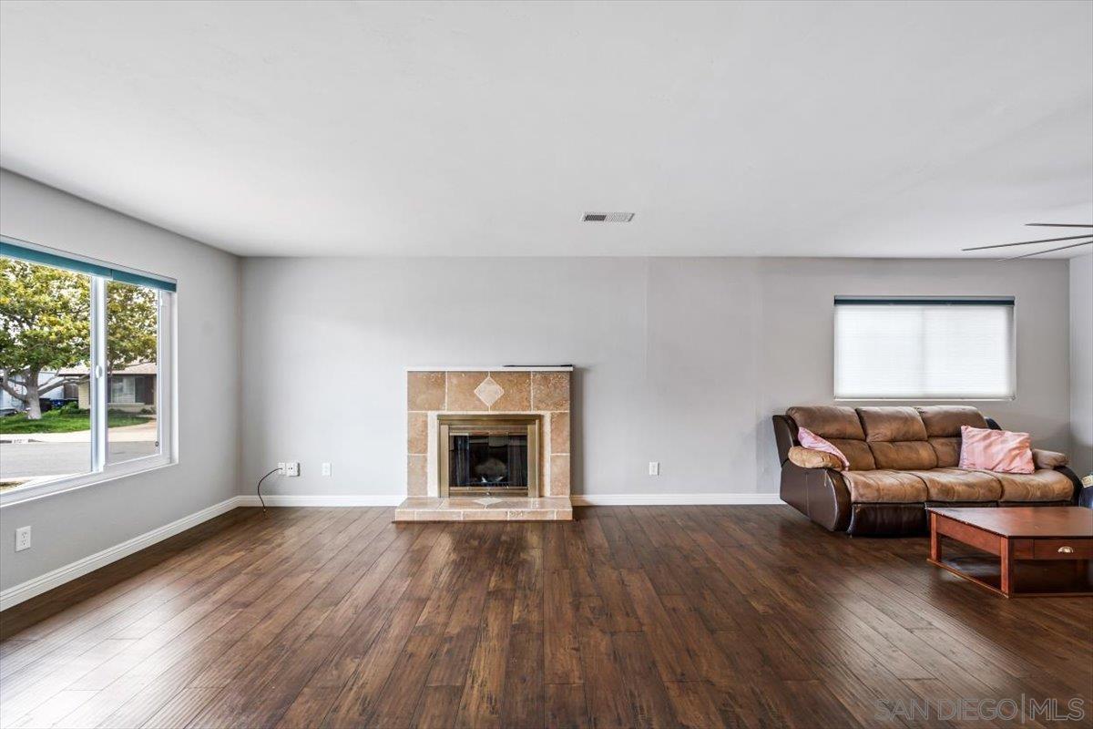 1398 Lilac Ave